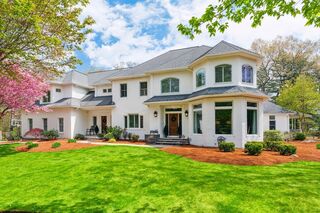 Photo of real estate for sale located at 67 Deerview Way Franklin, MA 02038