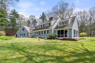 Photo of 8 Todd Pond Rd Lincoln, MA 01773