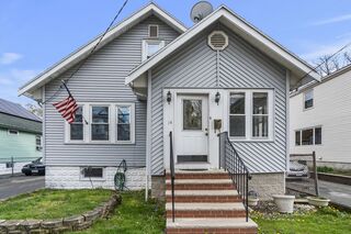 Photo of 14 Clarence St Everett, MA 02149