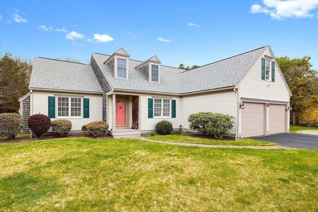 Photo of real estate for sale located at 15 Links Ln Barnstable, MA 02648