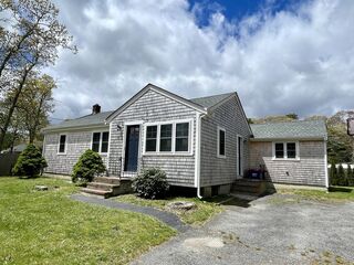 Photo of real estate for sale located at 91 Martin St Wareham, MA 02532