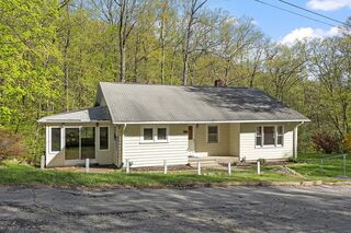 Photo of 117 Kendall Hill Rd Ashby, MA 01431
