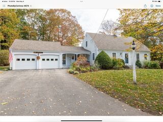Photo of 21 Plymouth River Rd Hingham, MA 02043