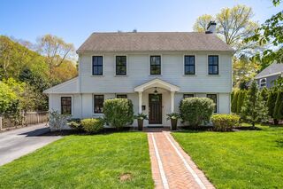 Photo of 26 Stowell Rd Winchester, MA 01890
