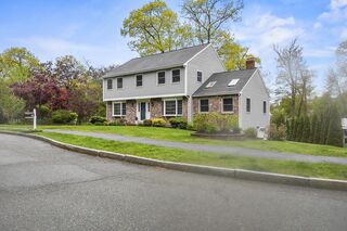 Photo of real estate for sale located at 41 Sheffield Drive Braintree, MA 02184