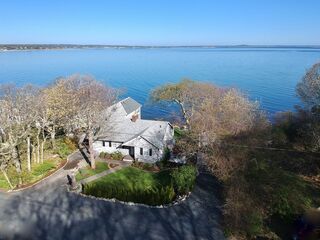 Photo of real estate for sale located at 26 Driftwood Ln Plymouth, MA 02360
