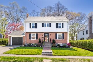 Photo of real estate for sale located at 70 Gulliver St Milton, MA 02186