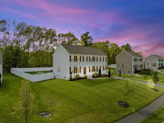 Photo of real estate for sale located at 165 Goldfinch Dr Raynham, MA 02767