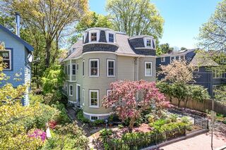 Photo of real estate for sale located at 164 Appleton Street Cambridge, MA 02138