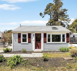 Photo of real estate for sale located at 253 Shad Hole Rd Dennis, MA 02639