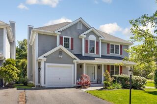 Photo of real estate for sale located at 7 Upham Way Weston, MA 02493