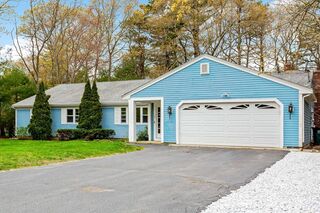 Photo of real estate for sale located at 17 Foxglove Rd Barnstable, MA 02632