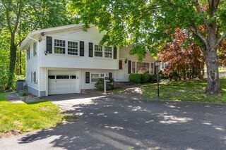 Photo of real estate for sale located at 34 Ridgewood Road Westwood, MA 02090