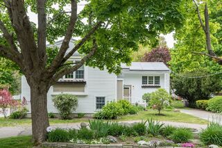 Photo of real estate for sale located at 516 Union Street Weymouth, MA 02190