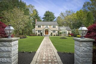 Photo of real estate for sale located at 4 Glen Drive Lynnfield, MA 01940