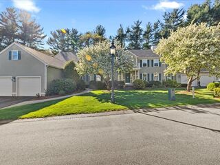 Photo of real estate for sale located at 68 Tussock Brook Rd Duxbury, MA 02332