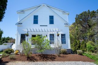 Photo of real estate for sale located at 378 Cockle Cove Rd Chatham, MA 02659