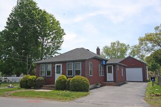 Photo of real estate for sale located at 11 Juliette Street Andover, MA 01810