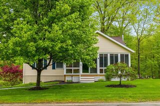 Photo of real estate for sale located at 195 Rochdale St Auburn, MA 01501