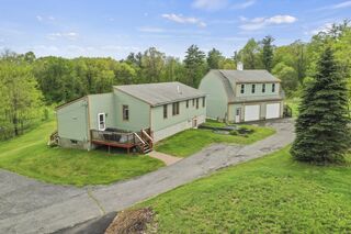 Photo of 279 Legate Hill Road Leominster, MA 01453