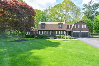 Photo of real estate for sale located at 151 Deanville Rd Attleboro, MA 02703
