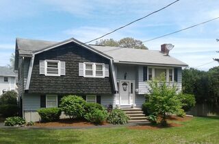 Photo of real estate for sale located at 212 Montvale Avenue Woburn, MA 01801