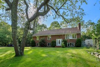 Photo of real estate for sale located at 2 Valley Street Duxbury, MA 02332