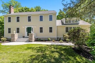 Photo of real estate for sale located at 17 Squirrel Hill Lane Hingham, MA 02043