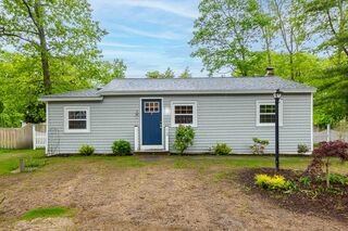 Photo of real estate for sale located at 13 Wilson Rd Marion, MA 02738