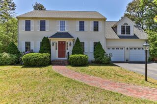 Photo of real estate for sale located at 14 Sandy Way Mashpee, MA 02649