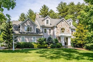 Photo of real estate for sale located at 3 Chestnut Ln Medfield, MA 02052