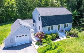 Photo of real estate for sale located at 1525 Tremont Duxbury, MA 02322