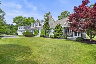 Photo of real estate for sale located at 20 Tobey Garden St Duxbury, MA 02332