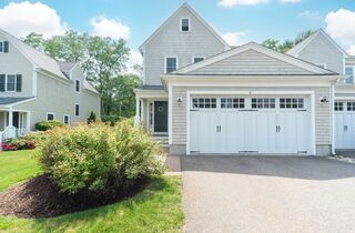 Photo of real estate for sale located at 8 Reserve Way Duxbury, MA 02332