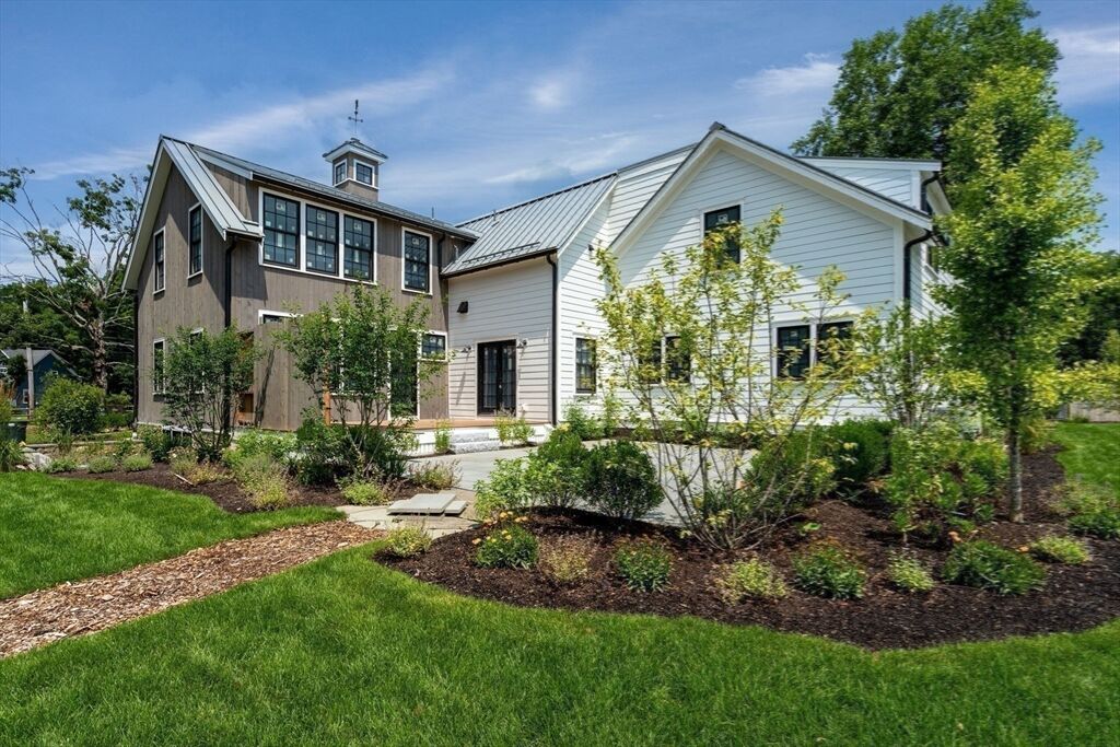 Photo of real estate for sale located at 430 Old Bedford Road Concord, MA 01742