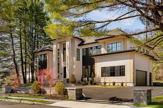 Photo of real estate for sale located at 1337 Commonwealth Ave Newton, MA 02465