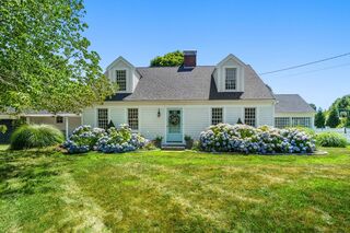 Photo of real estate for sale located at 71 Marshall St Duxbury, MA 02332