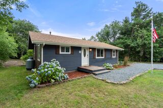 Photo of 8 E. Wind Dr South Plymouth, MA 02360