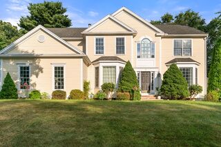 Photo of real estate for sale located at 7 Rocklawn Rd Westborough, MA 01581