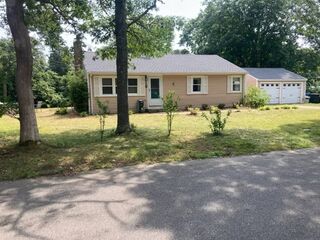 Photo of 37 Cedar St Teaticket, MA 02536