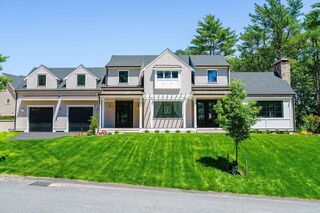 Photo of real estate for sale located at 10 Hawthorn Hill Duxbury, MA 02332