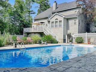 Photo of real estate for sale located at 4 Olde Logging Road Marion, MA 02738