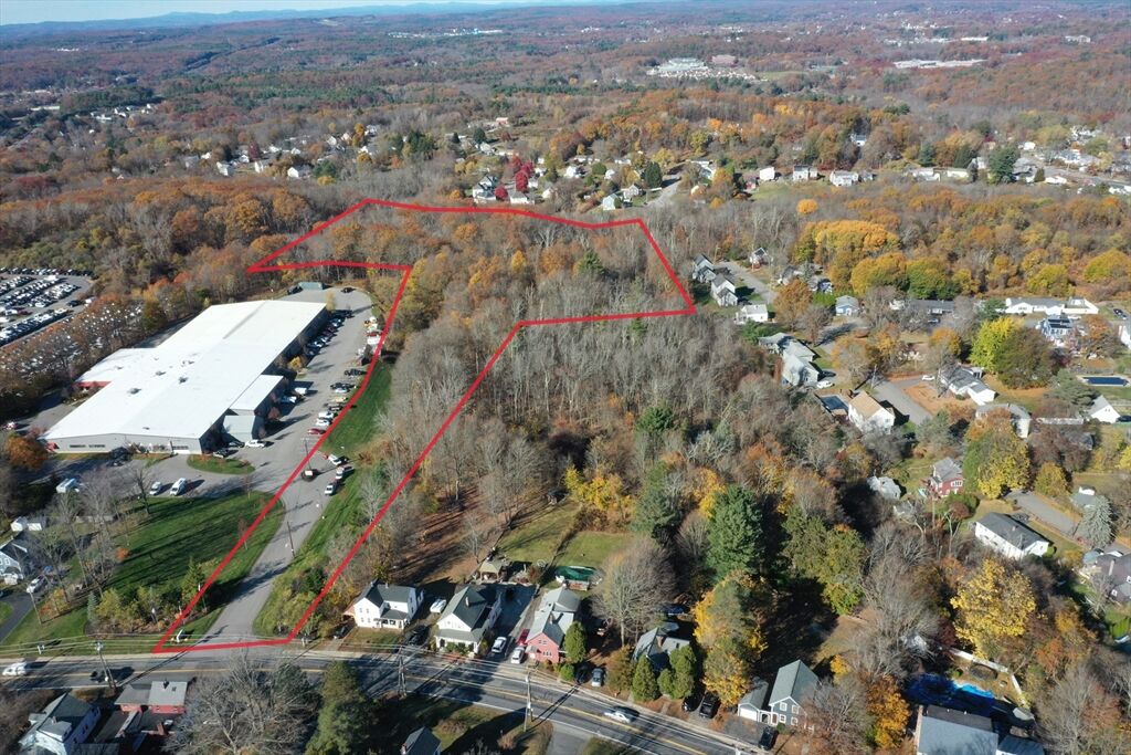Photo of real estate for sale located at 287 Elm St Marlborough, MA 01752
