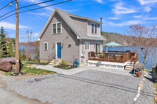 Photo of 864 South Rd Ashby, MA 01431