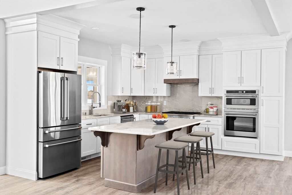 Photo of real estate for sale located at 8 Beacon Street Wareham, MA 02558