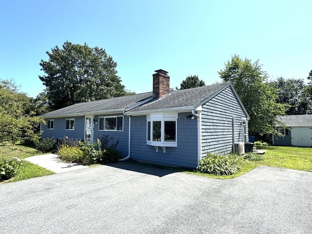 Photo of 99 Seatucket Rd Davisville, MA 02536