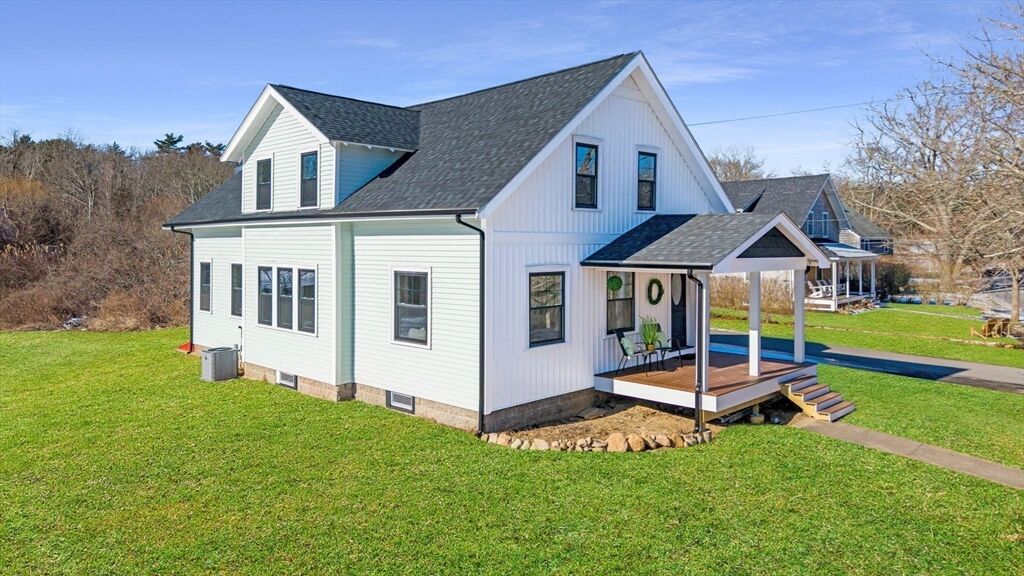 Photo of real estate for sale located at 9 River Rd Mattapoisett, MA 02739