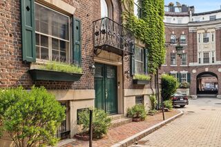 Photo of real estate for sale located at 1 West Hill Place Beacon Hill, MA 02114