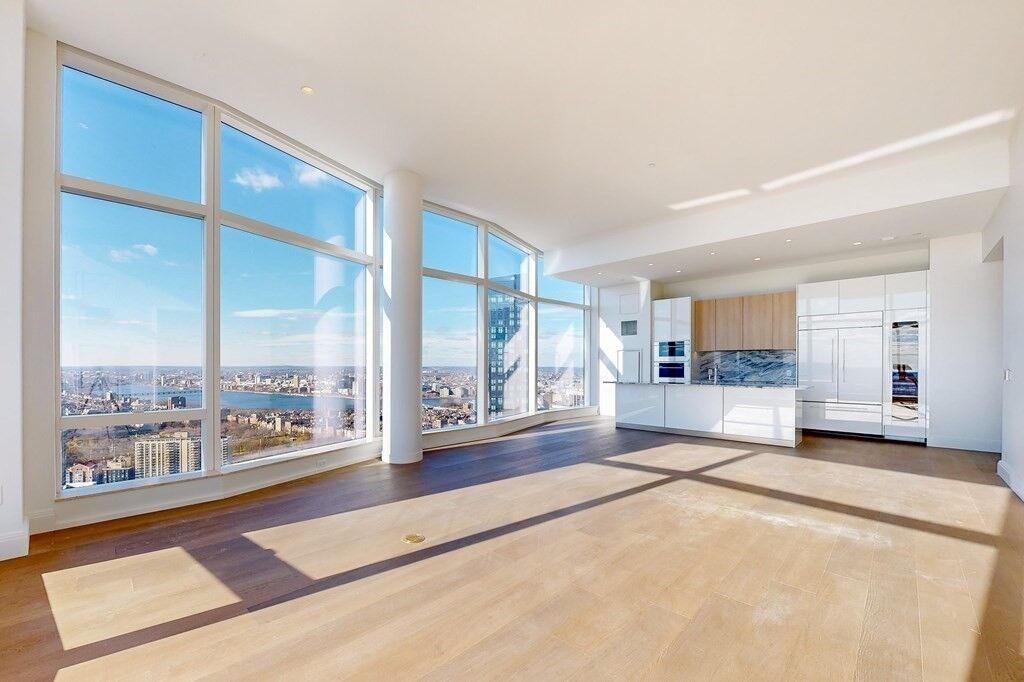 Photo of real estate for sale located at 240 Devonshire Street Midtown, MA 02110