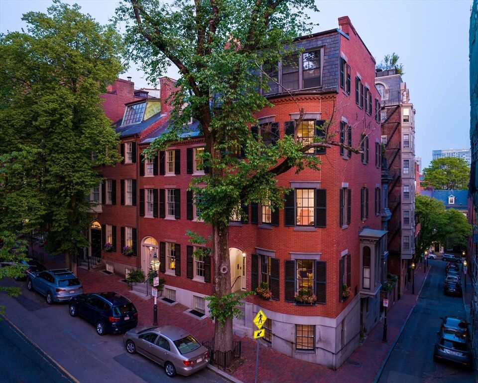 Photo of real estate for sale located at 86 Mount Vernon Street Beacon Hill, MA 02108